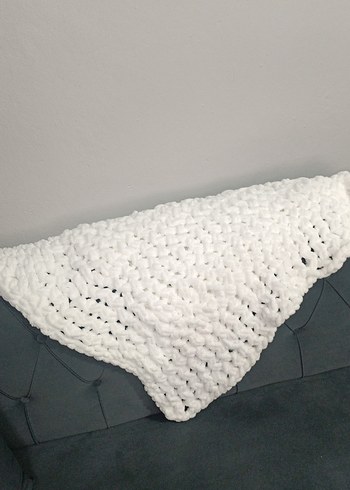 puffy Beyaz Örgü Çocuk Battaniyesi - Görsel 3