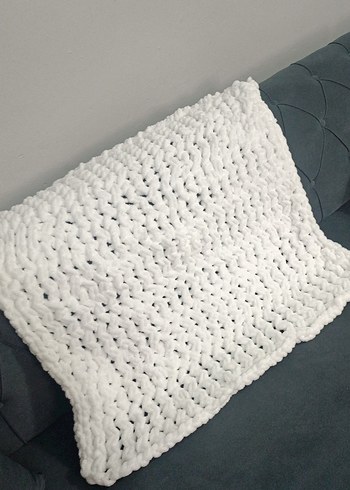 puffy Beyaz Örgü Çocuk Battaniyesi - Görsel 2