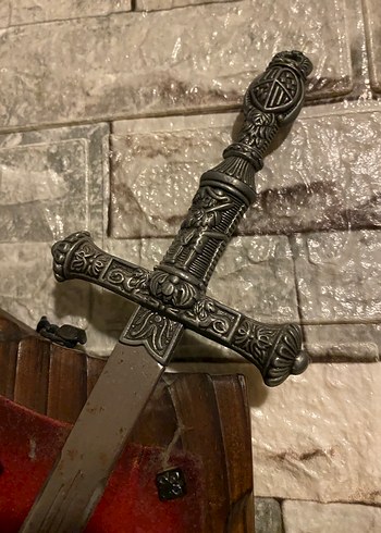  Beden bordo Renk ORTAÇAĞ TOLEDO ARMASI