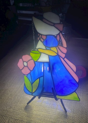 VİTRAY ÇİÇEKÇİ KIZ - Görsel 2