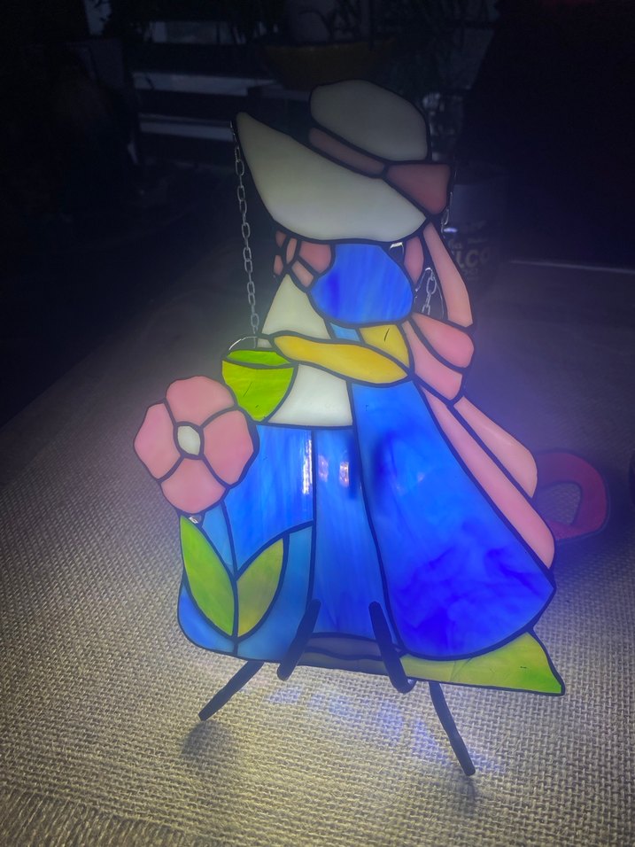 VİTRAY ÇİÇEKÇİ KIZ - Görsel 2