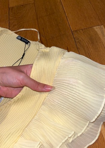 Zara Sarı Piliseli Kısa Kollu Bebek Kız Body