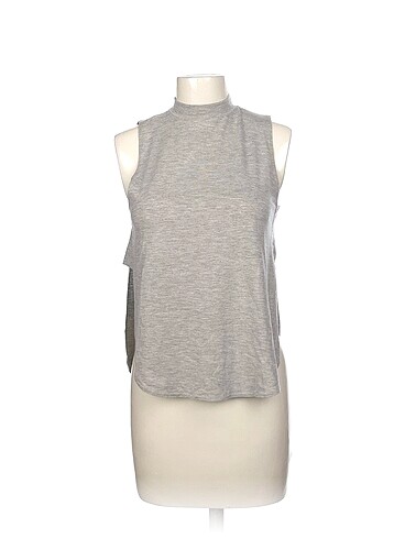 New Look T-shirt %70 İndirimli.
