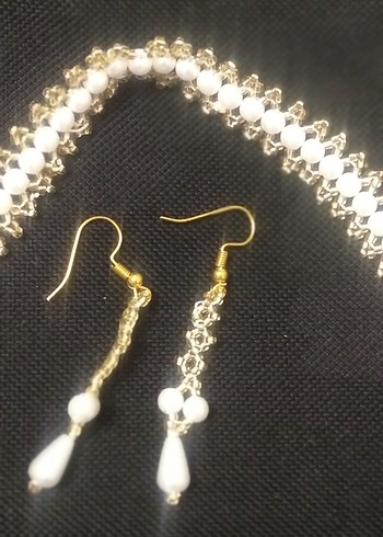 İnci İşlemeli Beyaz Kadın El Zinciri takı seti 
bileklik ve küpe - Görsel 4