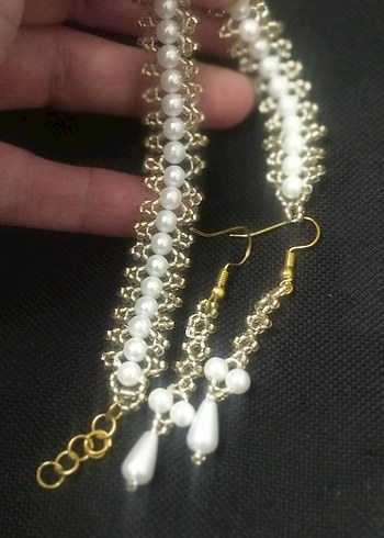 İnci İşlemeli Beyaz Kadın El Zinciri takı seti 
bileklik ve küpe - Görsel 3