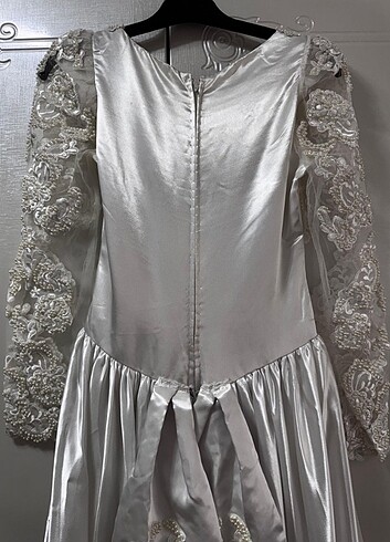 Gelinlik saten kumaş kollar dantel arkası uzun  - Görsel 10