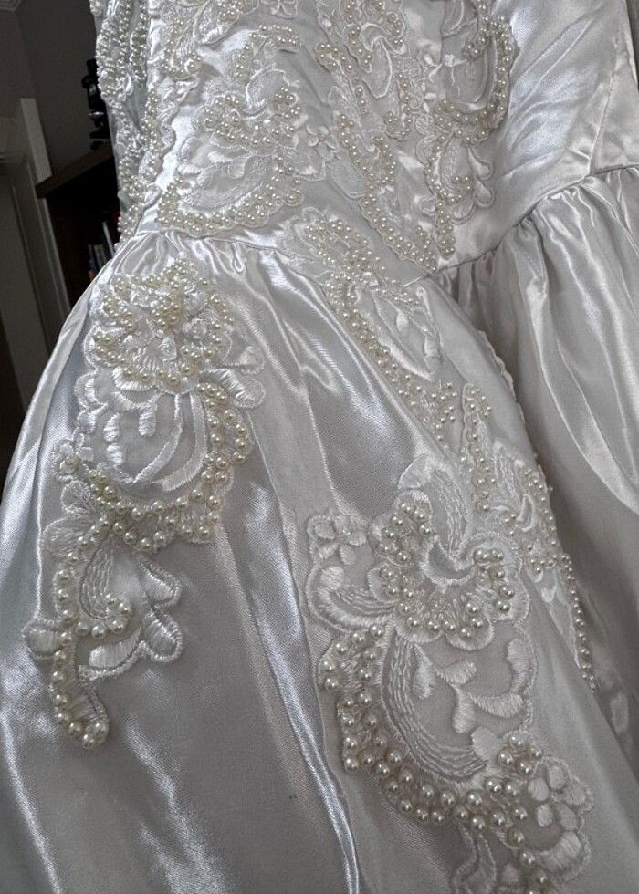 Gelinlik saten kumaş kollar dantel arkası uzun  - Görsel 5