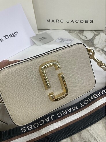 Beden MARC JACOBS
