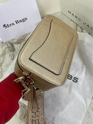 Marc by Marc Jacobs MARC JACOBS