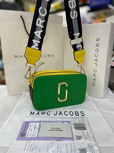 MARC JACOBS