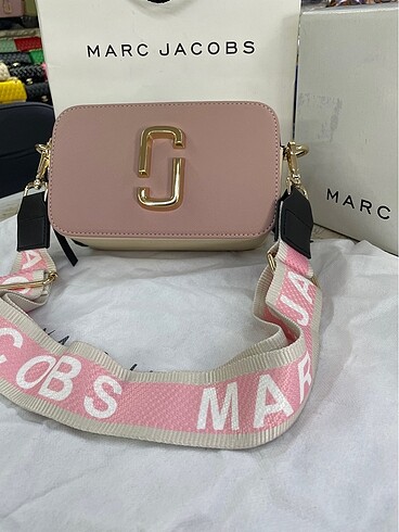 Marc by Marc Jacobs MARC JACOBS