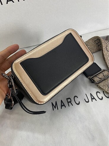  Beden altın Renk MARC JACOBS