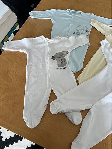Zara Yenidoğan tulum 4 adet