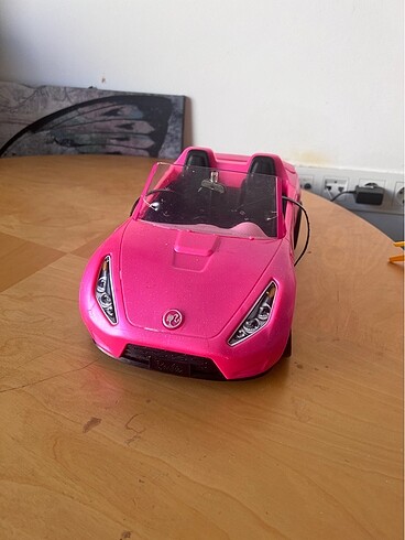 Barbie araba