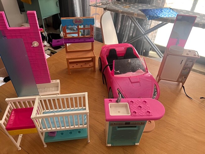 Beden Renk Barbie mutfak banyo dolap aksesuar