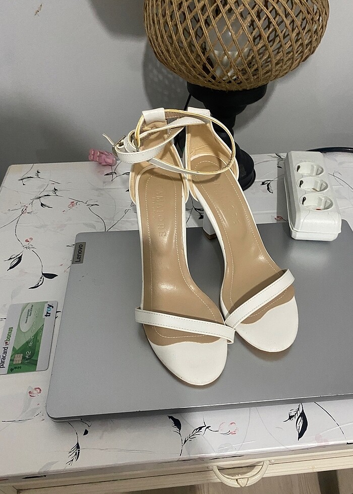 ince bant topuklu ayakkabı - Görsel 2