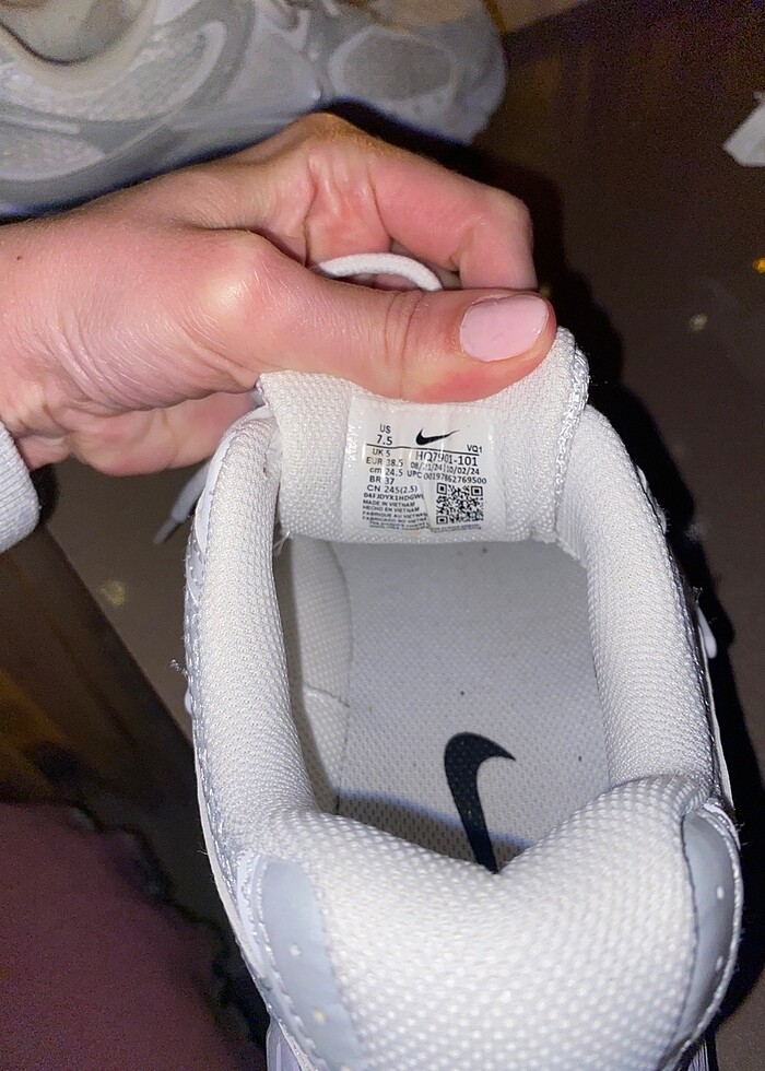 nike beyaz koşu ve günlük ayakkabı - Görsel 5