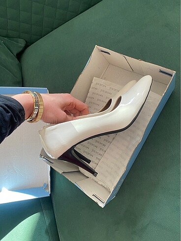 beyaz topuklu ayakkabı - Görsel 3