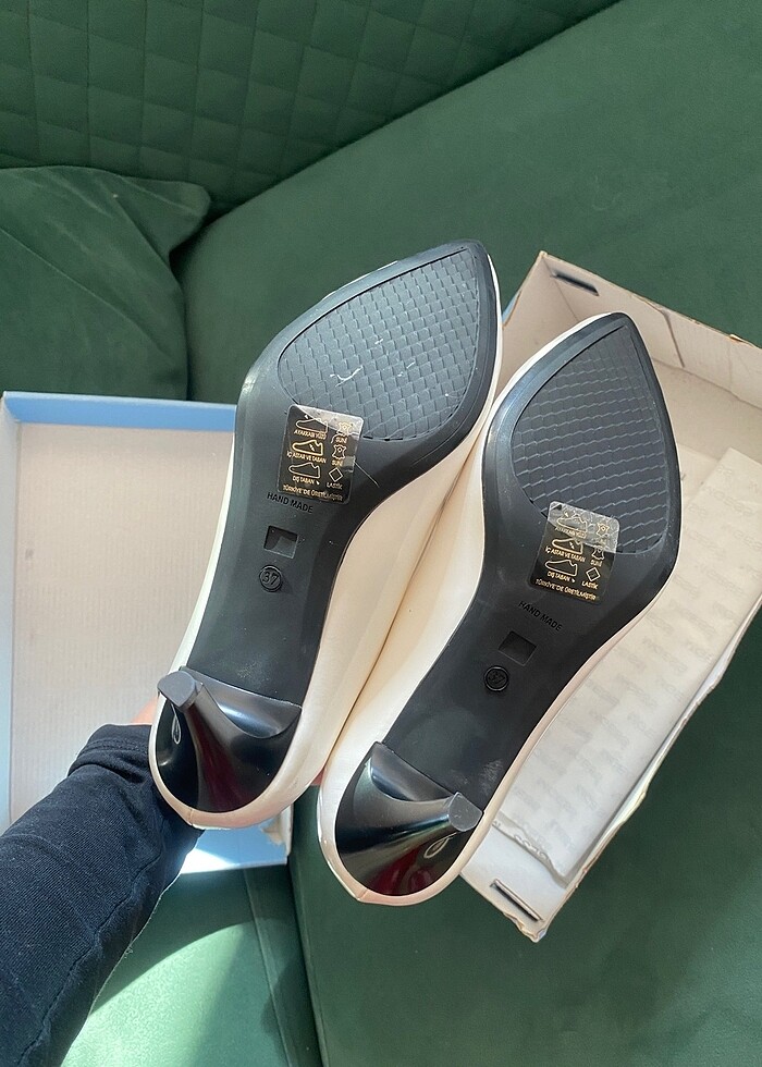 beyaz topuklu ayakkabı - Görsel 4