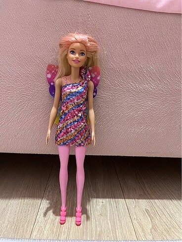 Barbie bebek