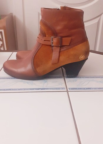 Kadın Bot, Rugano marka - Görsel 2