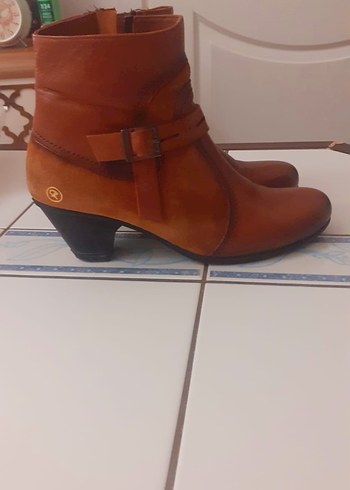 Kadın Bot, Rugano marka - Görsel 3