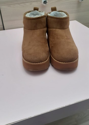 Bej Süet Tüylü Kadın Dolgu Topuk Bot - Görsel 2