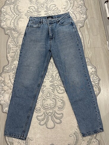 Mom jeans