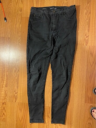 Bershka Skinny Siyah Pantolon 44 beden