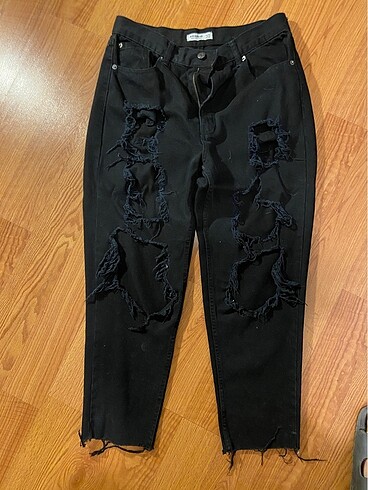 Pull and Bear Boyfriend Yırtık Siyah Kot Pantolon 40 Beden