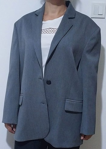 Gri Düğmeli Kadın Blazer Ceket