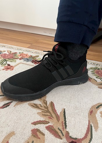 42 Beden Adidas Erkek Spor Ayakkabı