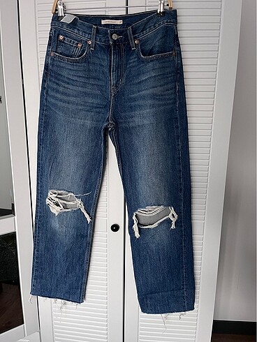 Levis Levis kot