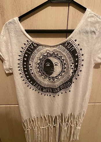 Püsküllü Gri Bohem Kadın Tişört