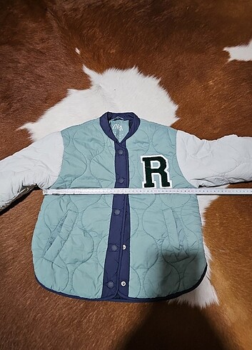 Zara Mont