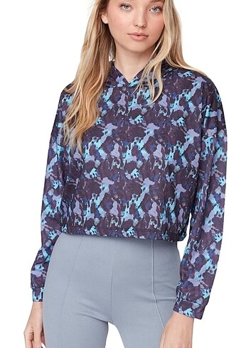 l Beden Batik Desenli Mor Kapüşonlu Sweatshirt