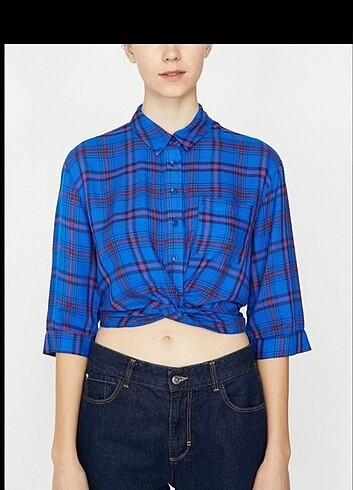 DÜĞÜM DETAYLI CROP ODUNCU GÖMLEK BLUZ