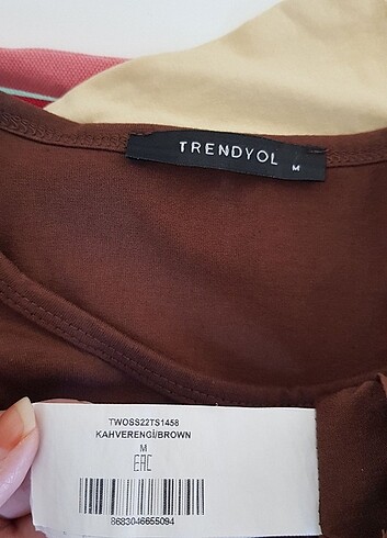 Trendyol & Milla Baskılı Crop Bluz