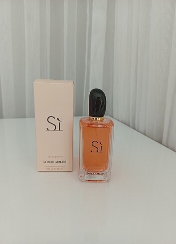 Armani ARMANİ Sİ 100 ML PARFÜM SIFIR KUTULU ÜRÜN
