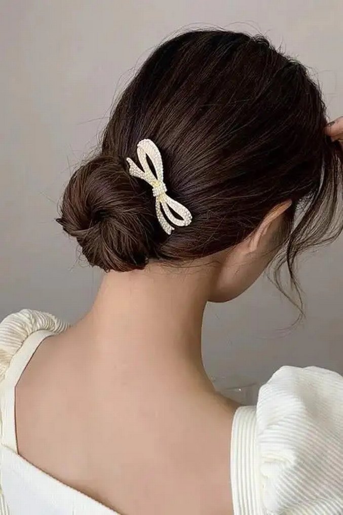 İnci Detaylı Altın Renk Fiyonk Toka - Görsel 2