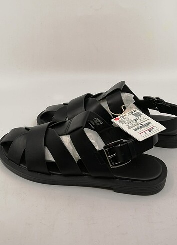 Pull and bear sandalet 