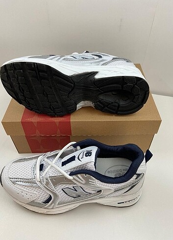 New balance spor ayakkabı