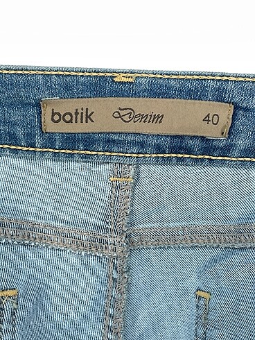 40 Beden mavi Renk Batik Jean / Kot %70 İndirimli.