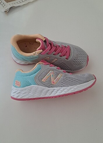 28 Beden Newbalance ayakkabı 