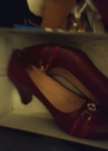Bordo Deri Yılan Desenli Tokalı Stiletto