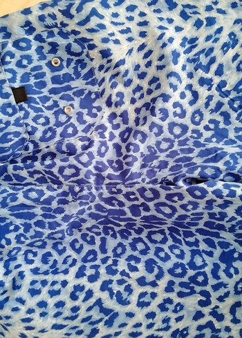 Mavi Leopar Desenli Rahat Kesim Deniz Şortu - Görsel 5