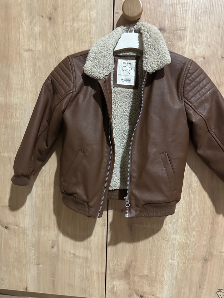 Kahverengi Kürklü Erkek Çocuk Deri Ceket - Görsel 3