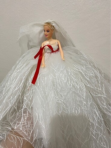 E.L.F Barbie gelin