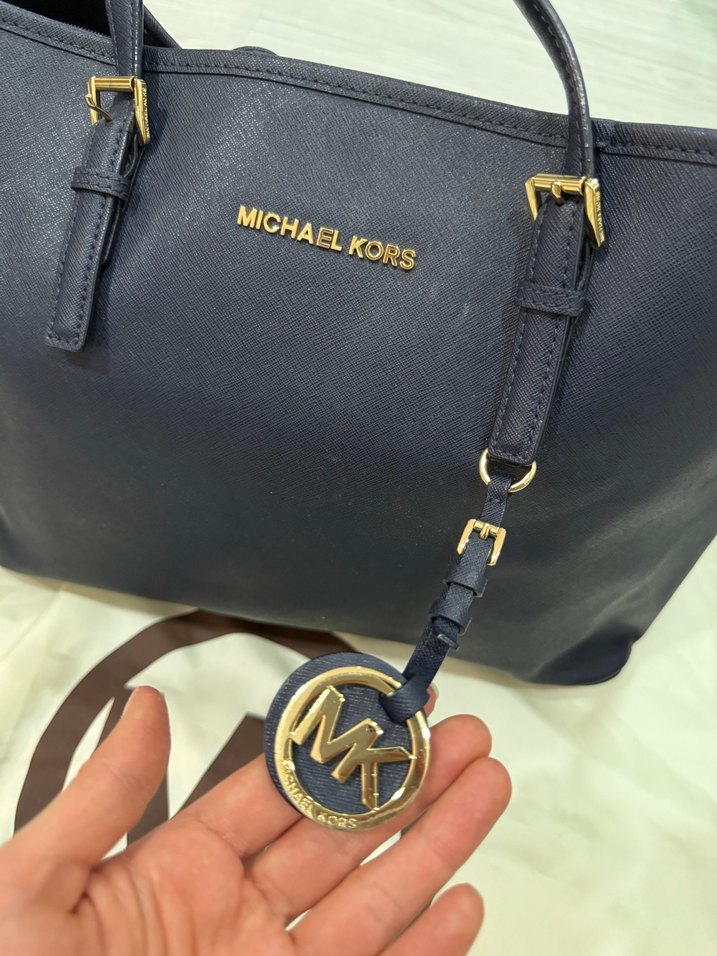 Michael Kors Lacivert Deri Kadın Büyük Çanta - Görsel 2