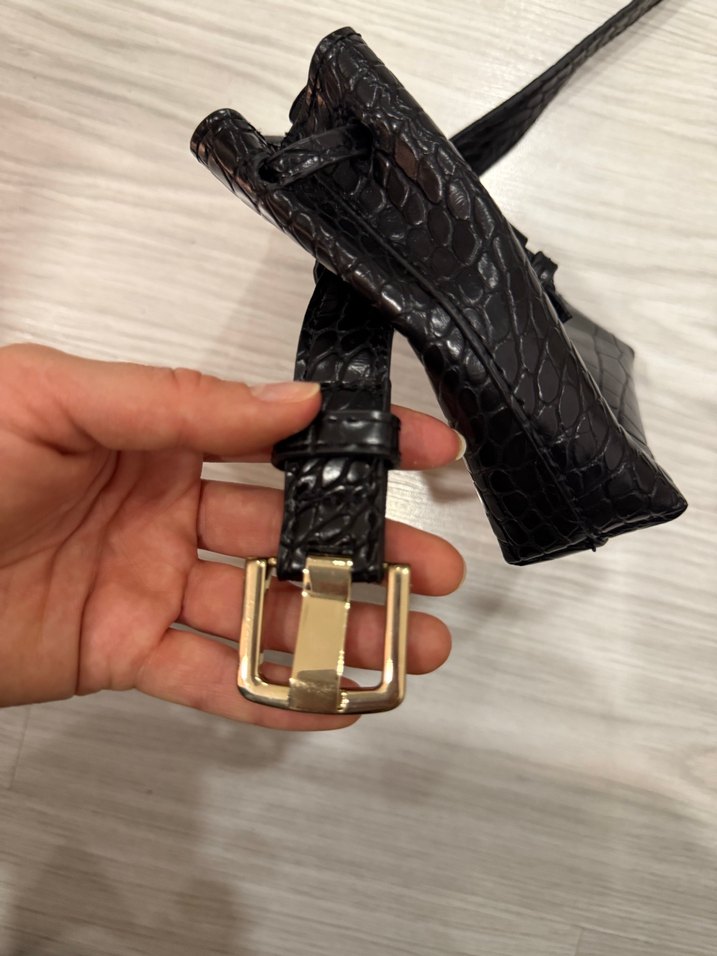 Siyah Deri Yılan Desenli Kadın Bel Çantası - Görsel 2